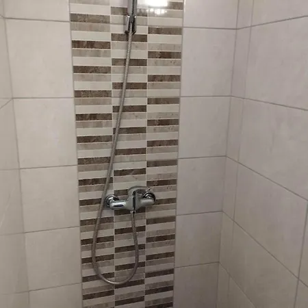 Apartman Pri Starom Dube Apartment *