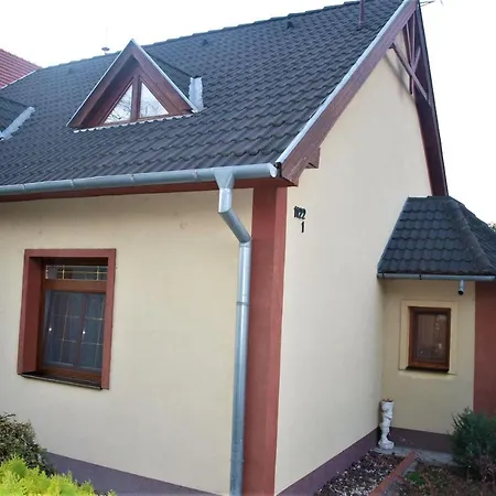 Apartman Pri Starom Dube Apartment *