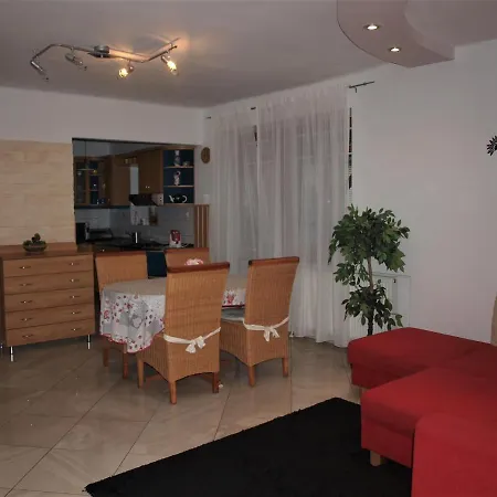 Apartman Pri Starom Dube * Veľký Meder