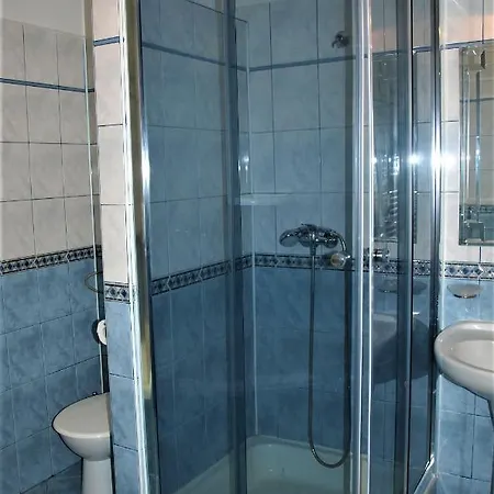 Apartman Pri Starom Dube 公寓